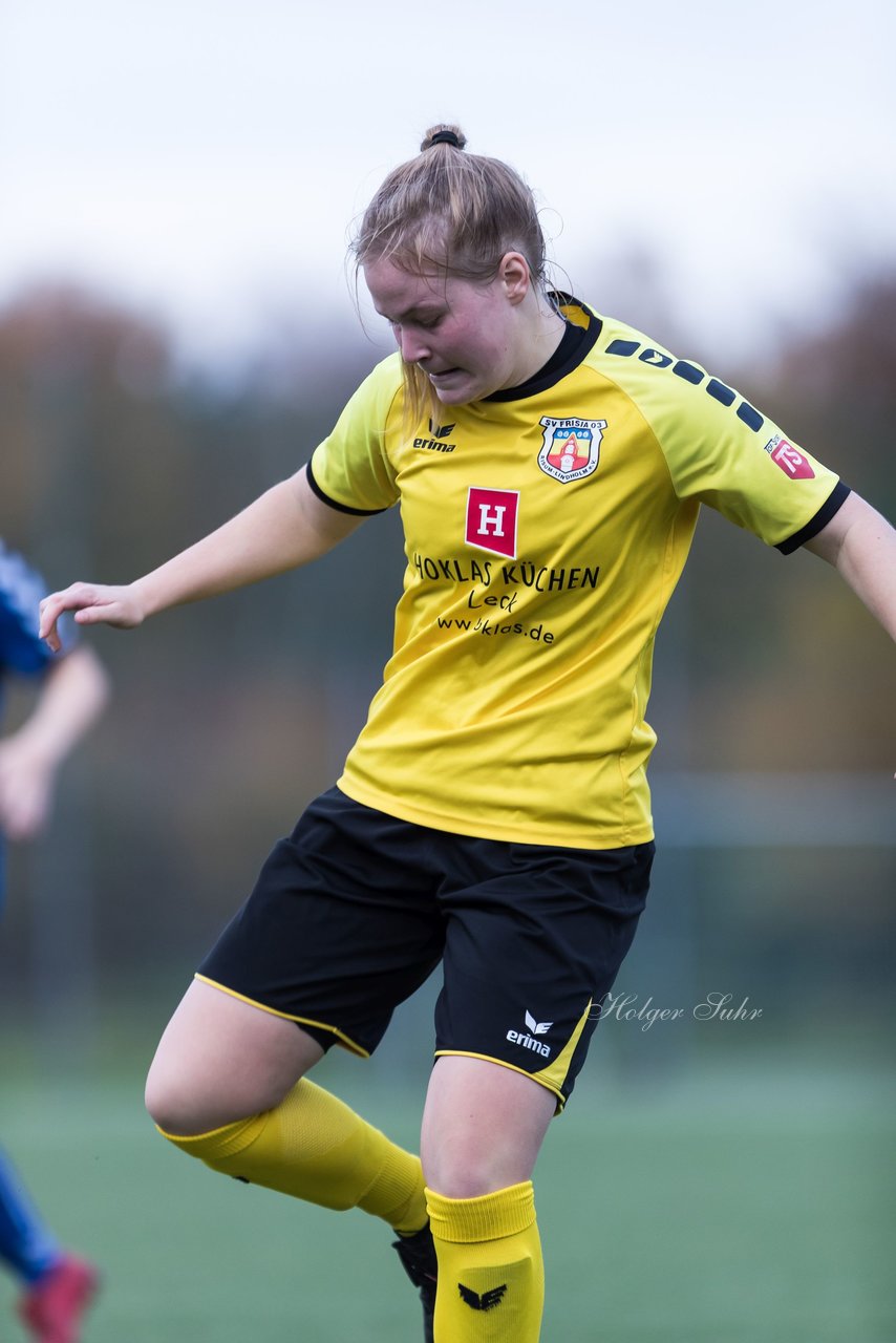 Bild 257 - F SSC Hagen Ahrensburg - SV Frisia 03 Risum-Lindholm : Ergebnis: 2:0